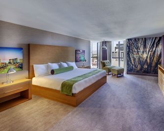 Whitney Peak Hotel Reno, Tapestry Collection by Hilton - Reno