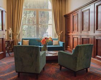 Best Western Hotel Hermitage - Montreuil - Living room
