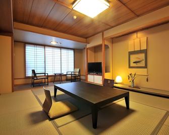 Tamaya Ryokan - Ueda - Dining room