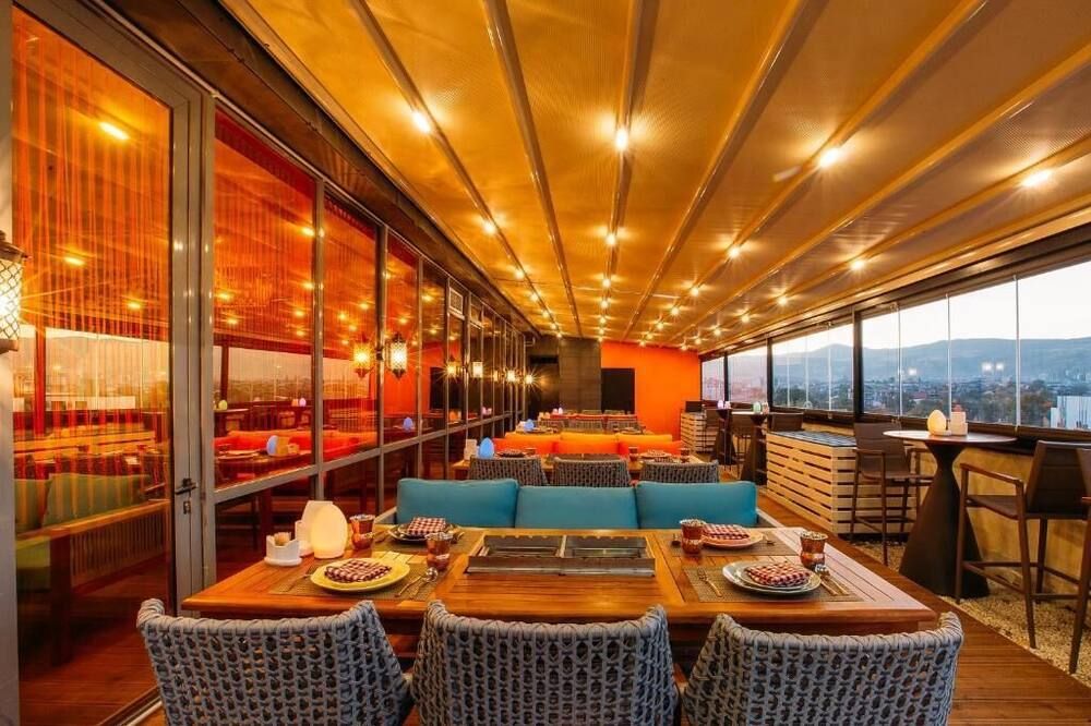 جولدن بالاس هوتل