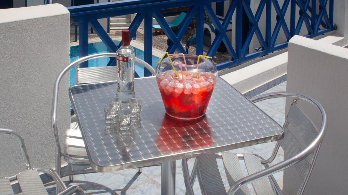 Roula Villa Studios & Apartments