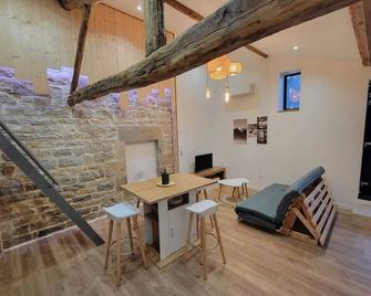 Appartement à Arc et Senans - Arc-et-Senans - Comedor