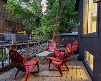 Quaint Cabin in Provo Canyon. Minutes from Sundance Resort! - Provo - Balcony