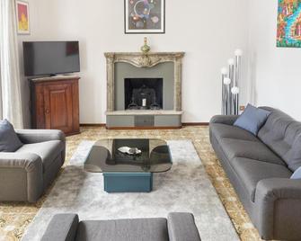 Residence Domaso - Esperienza in Centro Storico 'Casa del Dottore' - Domaso