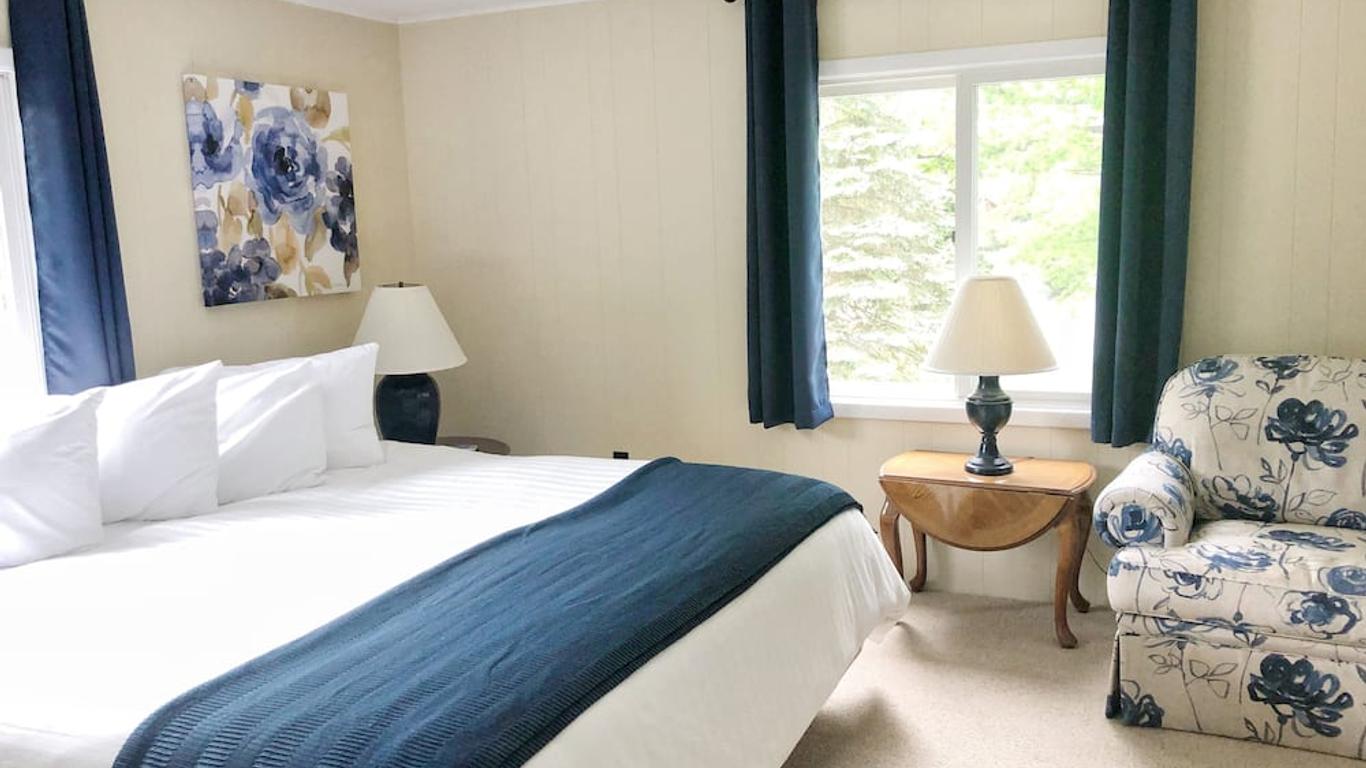 Churchill Pointe Inn