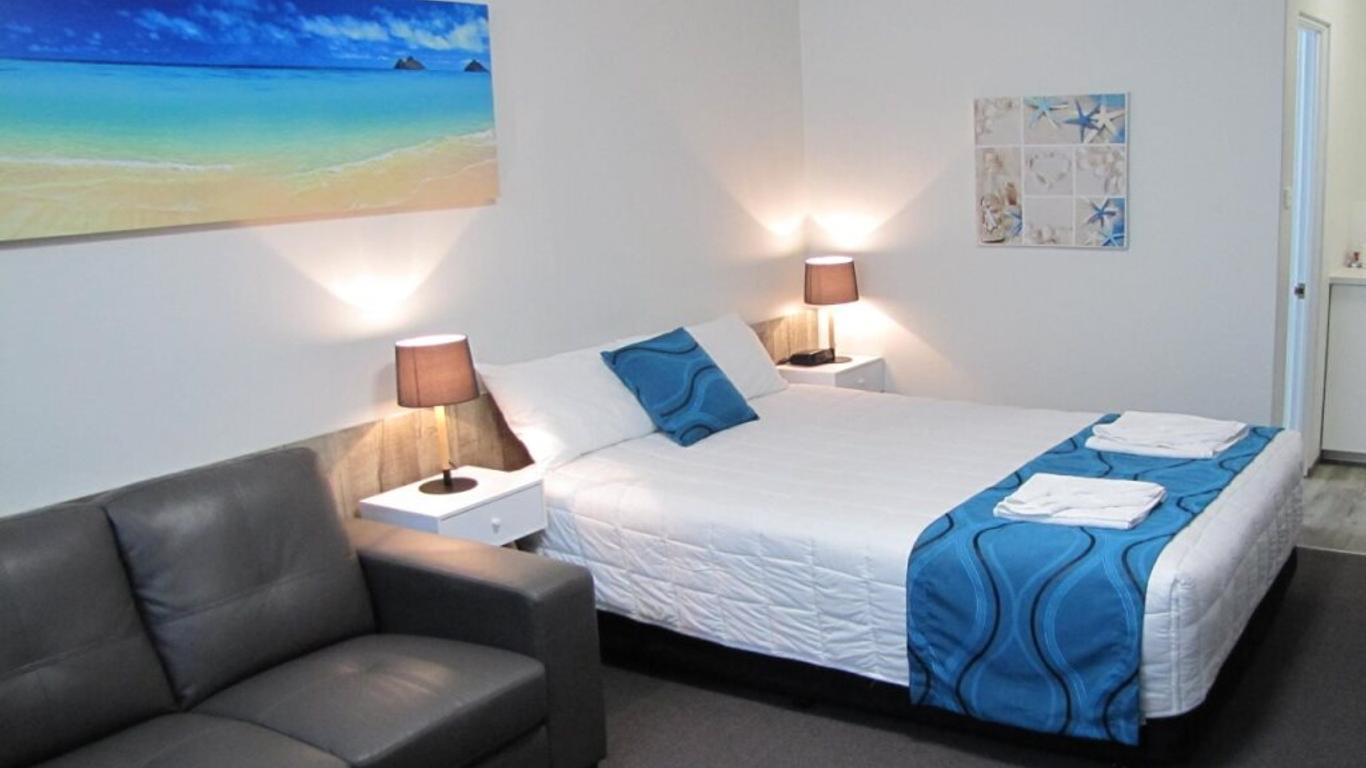 Top of the Town Motor Inn