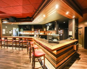 Howard Johnson by Wyndham Winnipeg West - Winnipeg - Baari