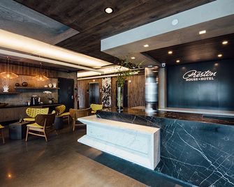 The Preston House and Hotel - Riverhead - Recepce