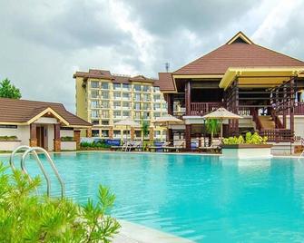 one oasis condo very near limketkai mall - Cagayan de Oro - Pool