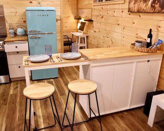 Briney Hollow – Quiet Cabin Nestled in Nature - Goodlettsville - Kitchen