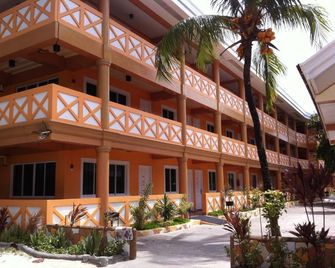 Raymen Beach Resort - Jordan - Edificio