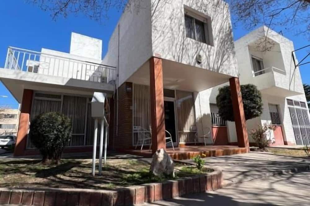 Hotel Grisabel - Villa Carlos Paz - Rakennus