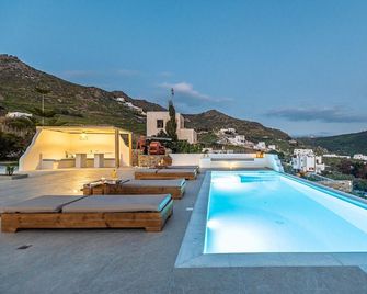 Villa Of Roses - Naxos - Bazén