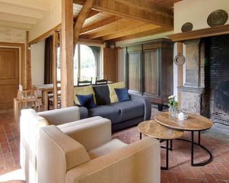 Cozy Apartment in Enschede near Forest - Enschede - Sala de estar