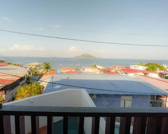 Cozy Island Home. Ocean View. Pool. Kitchen. - Taboga Island - Balcón