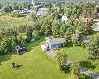 Cozy Countryside Retreat - Clarence-Rockland - Vista del exterior