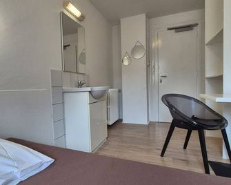 Budget Hôtel Weber - Strasbourg Centre Gare - Strasbourg