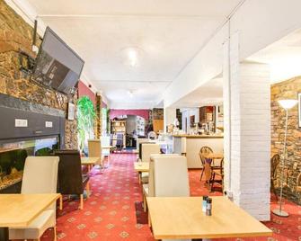 Yardley Manor Hotel - טורקי - מסעדה