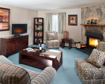Maligne Lodge - Jasper - Living room