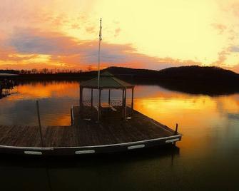 Cozy Cabin #28 Kentucky Lake Great Fishing - Camden Tn - Camden
