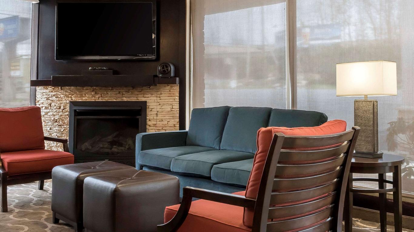 Comfort Inn - Pocono Mountains