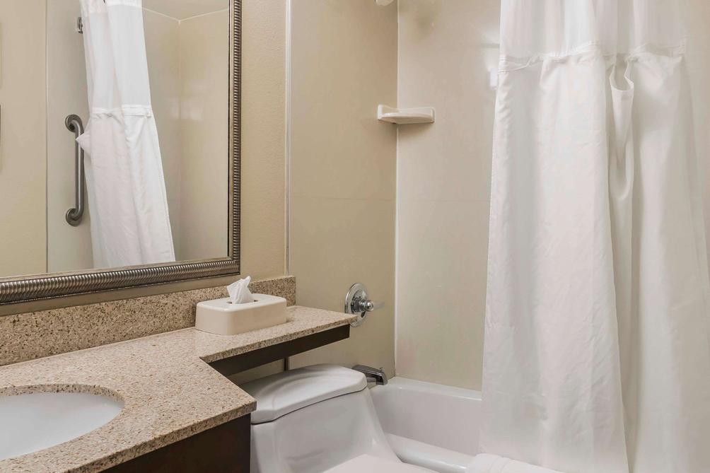 Comfort Inn Pocono Mountains 65 1 0 8 White Haven Hotel