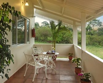 Wild Pastures by Nature Resorts and Stays - Ooty - Terasa