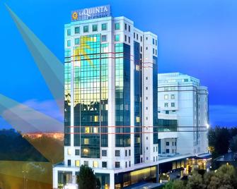 La Quinta by Wyndham Istanbul Gunesli - Estambul - Edificio