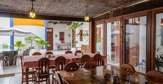 Pousada Jataí - Cabo Frio - Yemek odası