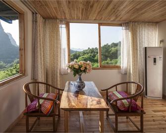 Riverside Retreat Hotel - Guilin