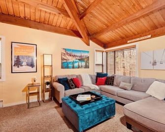 Exposed Beam Getaway - Heart of NH White Mountains - Thornton - Sala de estar