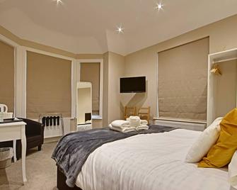 Highfield Bed & Breakfast - Lymington - Bedroom