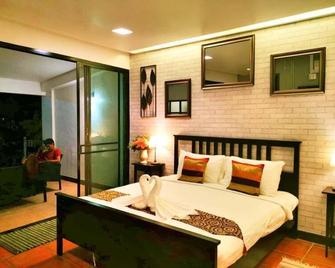 Beach Gallery House - Pattaya - Schlafzimmer