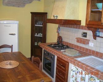 Tenuta Il Casale di San Miniato - San Miniato - Kitchen