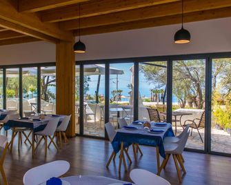 Alban Eco Hotel - Dhërmi - Restaurante