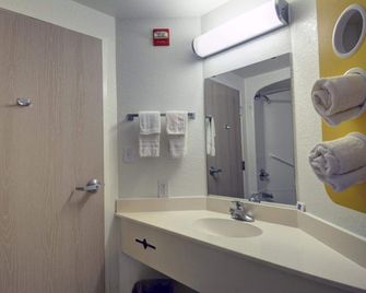 Motel 6-Denison, Tx - Denison
