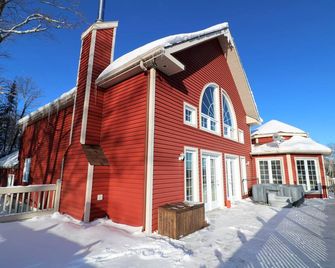Le Cardinal Ski In/ski out Val St-côme - Saint-Côme - Building