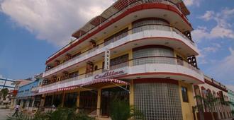 Hotel Cadillac - Las Tunas - Edificio