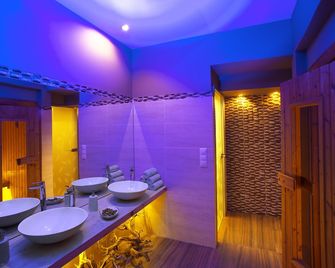 Atlantis Beach Hotel - Rethymno - Kamar Mandi
