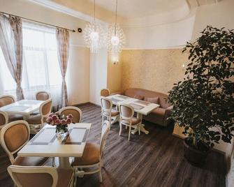 Hotel Boutique & Restaurant Cherie - Bucharest - Restaurant