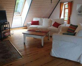 Tranquil, quiet, in the middle of nature - between Bremen and Bremerhaven - Hagen im Bremischen - Sala de estar