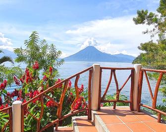 Hotel & Restaurante Arca De Noe - Santa Cruz La Laguna - Balcón