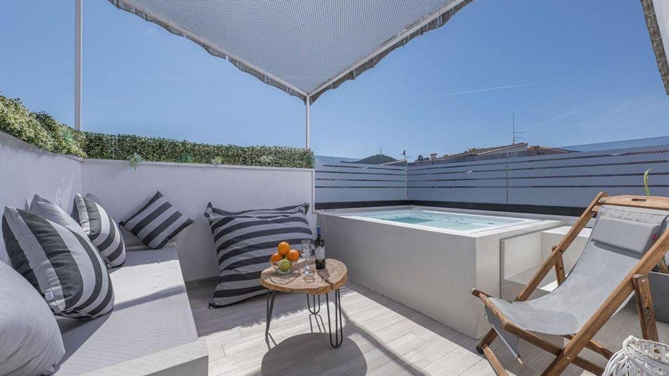 Adonis Luxury Village