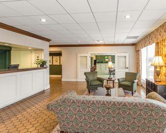 Quality Inn and Suites McDonough South I-75 - McDonough - Lobby