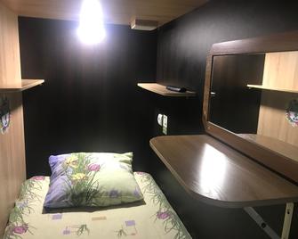 Aloha Capsule Hotel - Vladivostok