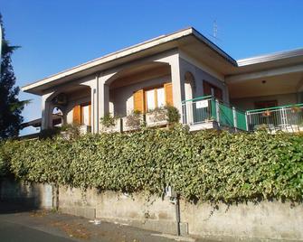 Il Vigneto - Bed & Breakfast - Trecastagni - Edificio