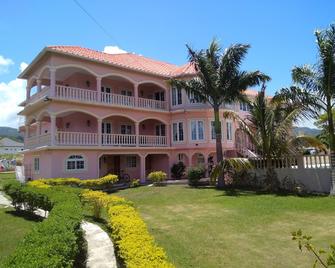 Superb Mansion With Views Over The Blue Carribean. Free Pick-Up From Airport - Priory - Edificio