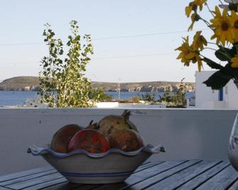 Nefeli - Parikia - Balkon