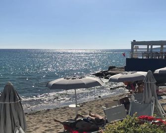 Hotel Venere - Ascea - Beach