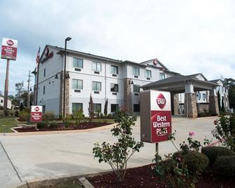 Best Western Plus DeSoto Inn & Suites - Mansfield - Building
